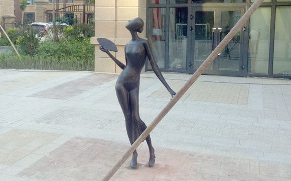 鑄銅雕塑的保養方法